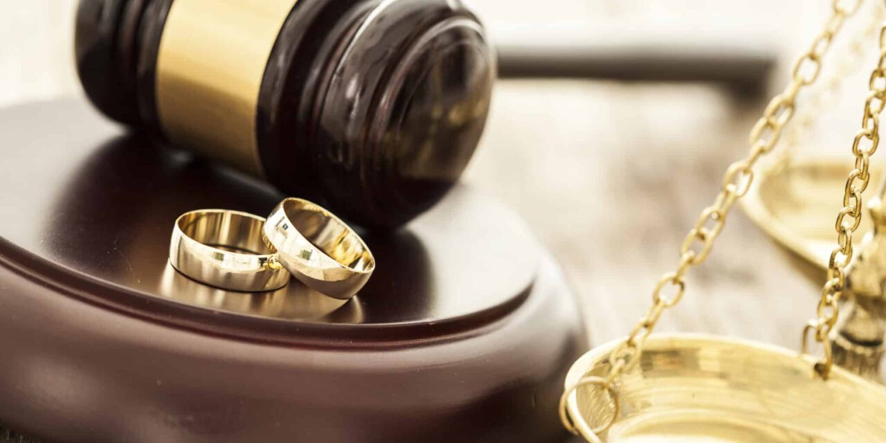 #DIVORCELAWYERMIAMI